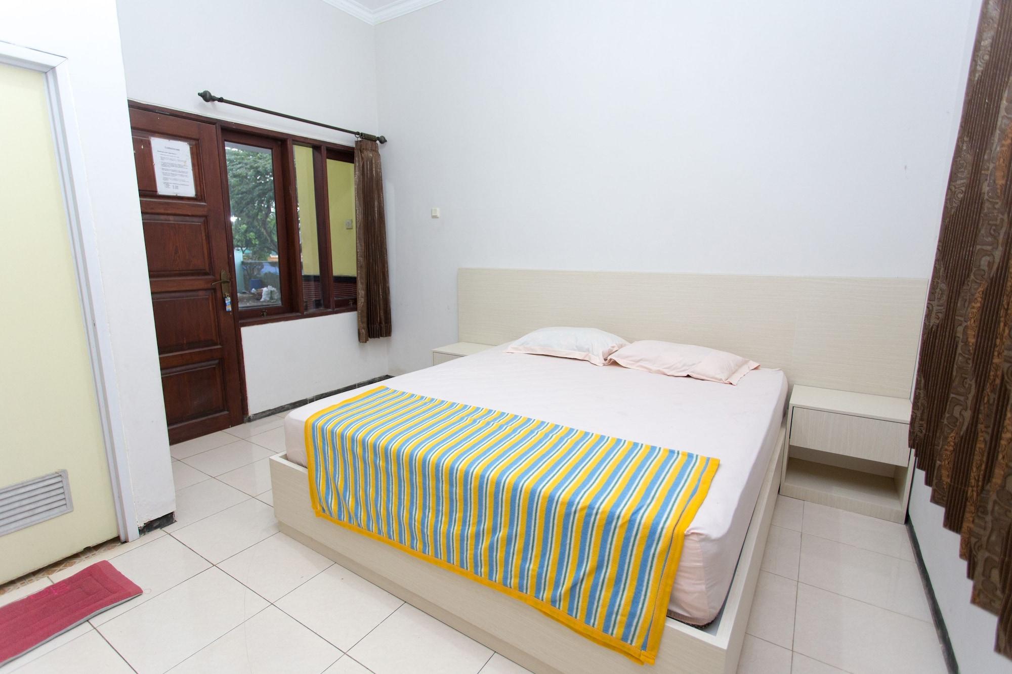 Villa Panderman Indah Бату Екстериор снимка