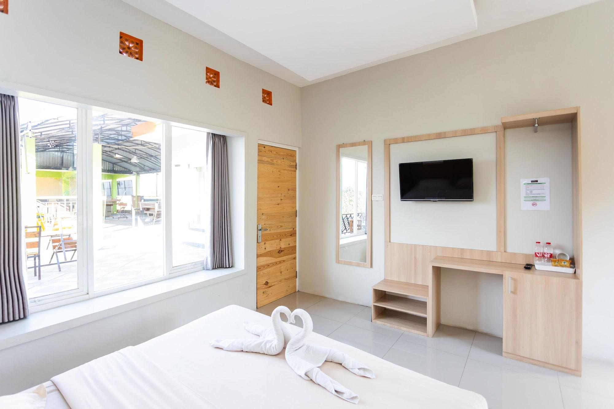 Villa Panderman Indah Бату Екстериор снимка